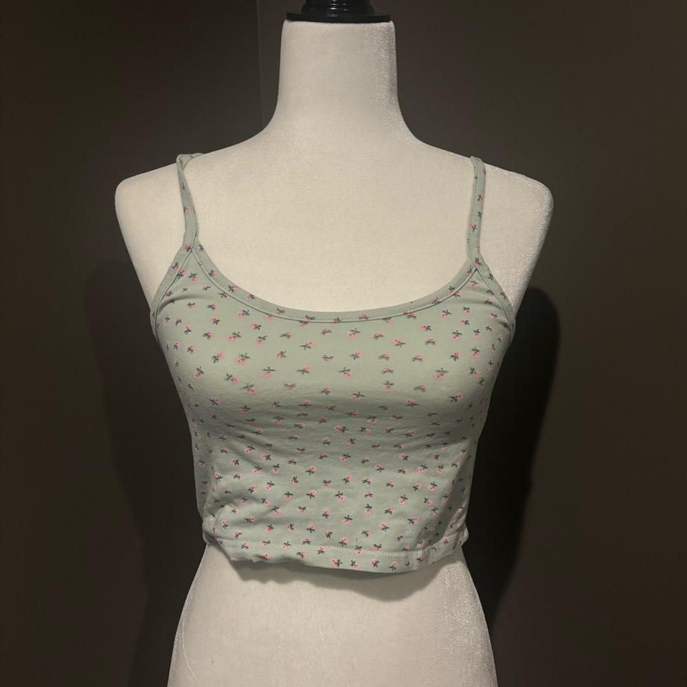 Cute green floral cropped tank